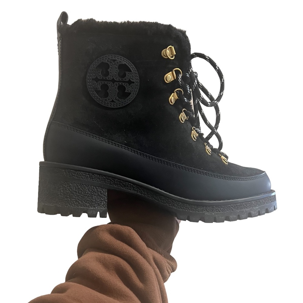 NWT Tory Burch Thea Lug Sole Boots in Original Box Size 7